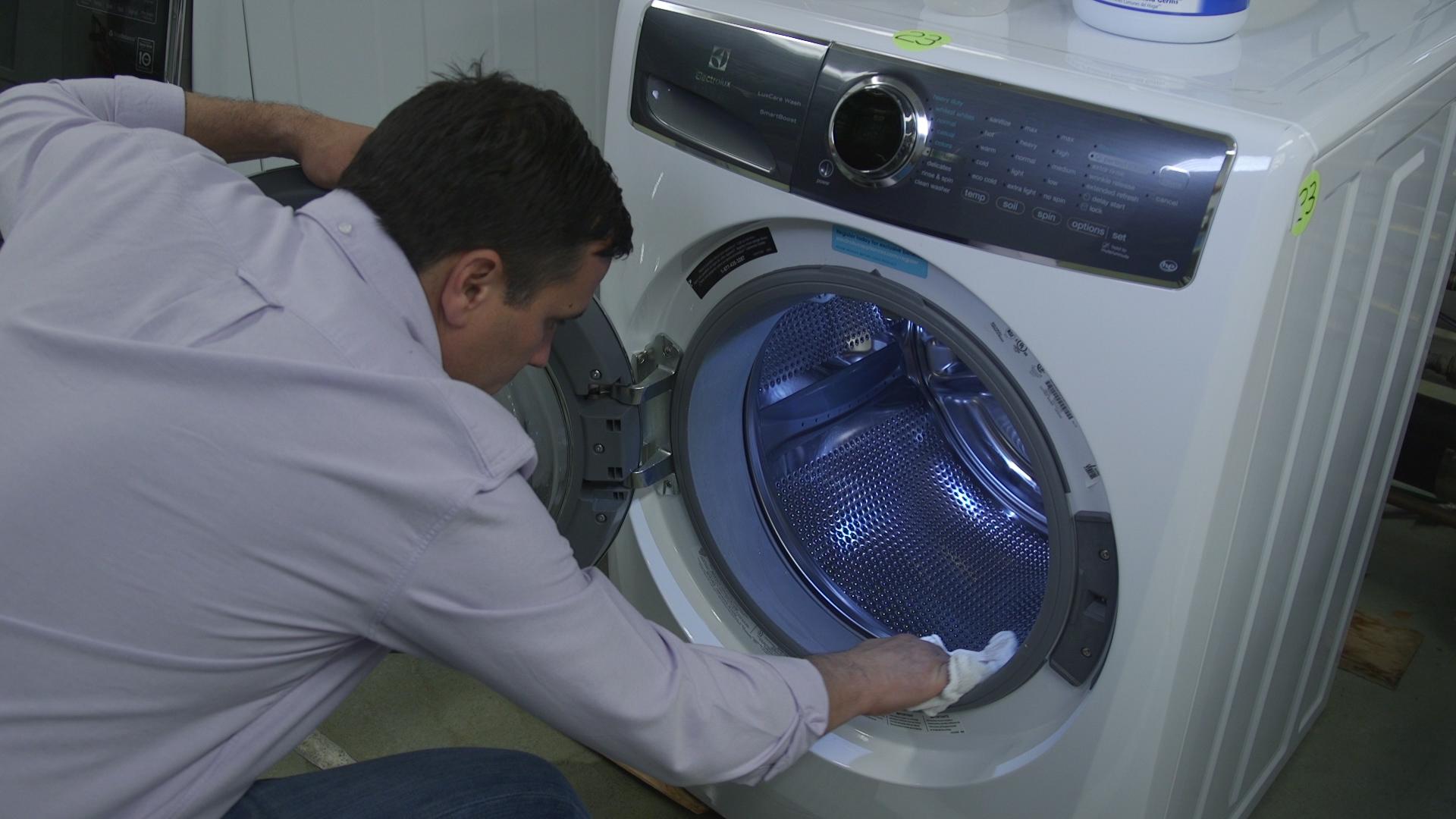 Cleaning Your Washing Machine - See It Do It